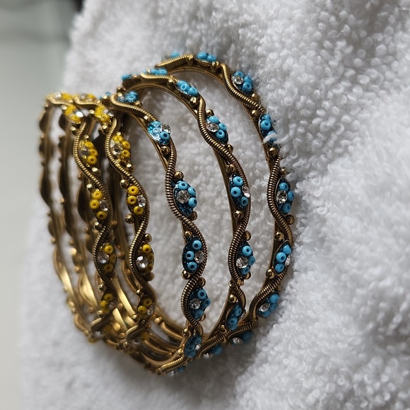 Indian Gold Bangles - Picture 1 of 3